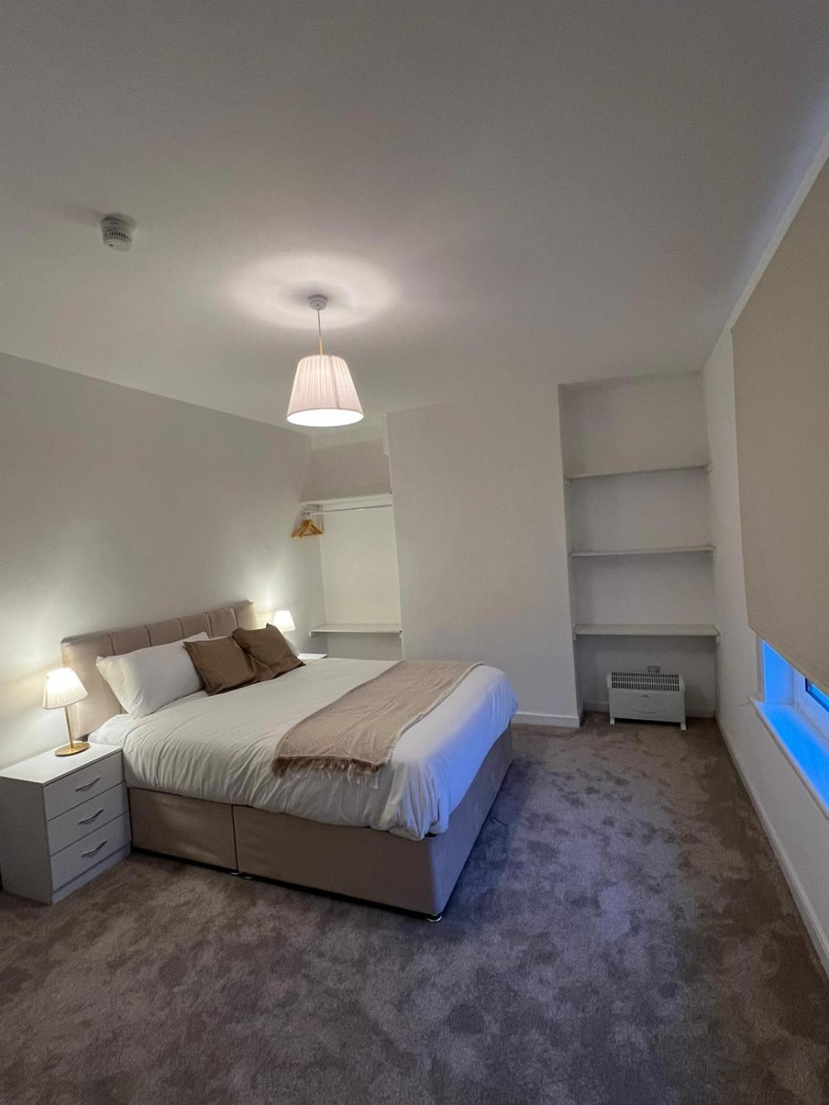 גלאזגו Archillects Entire Two Bedroom Comfy House - Free Parking מראה חיצוני תמונה